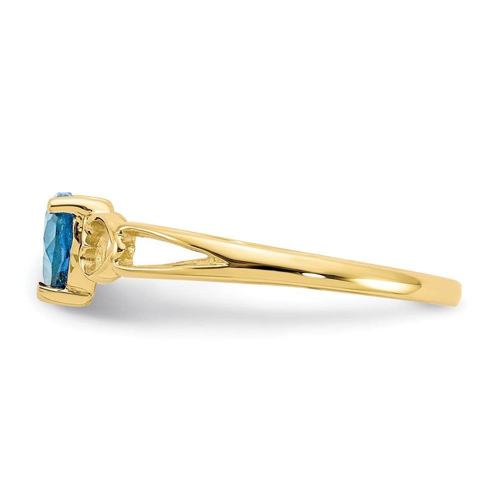10K Gelbgold Ring mit poliertem echtem Blautopas-Geburtsstein