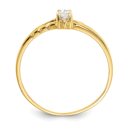 10K Gelbgold Ring, poliert, mit echtem Weißem Topas als Geburtsstein