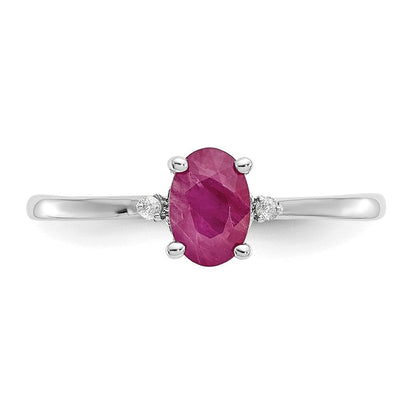10K Weißgold Ring mit poliertem natürlichen Diamant und Rubin als Geburtsstein