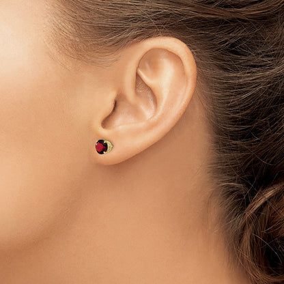 10K Ohrstecker Tiara Collection, poliert, mit Labordiamant und Rubin