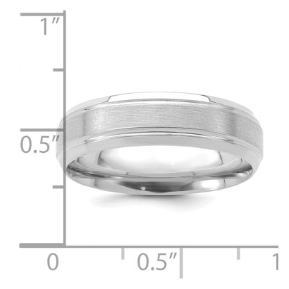 14K Weißgold 6 mm Ehering mit hohem Gewicht, Komfort-Passform, gebürstet-satiniert/poliert mit Linienkante
