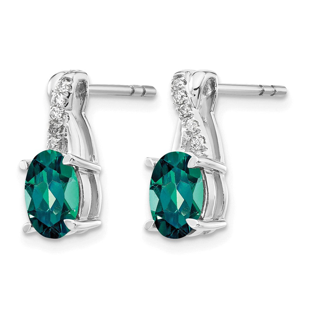 Ohrringe aus 14K Weißgold mit 7x5 ovalem laborgezüchtetem Alexandrit (Juni) und Diamant