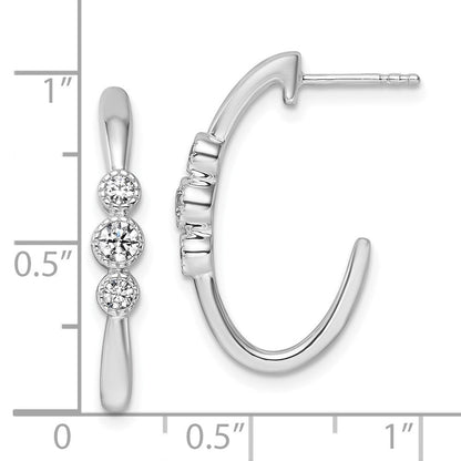 14K Weißgold Ohrringe mit polierten J-Creolen und 0,375 Karat Diamanten, Steckverschluss
