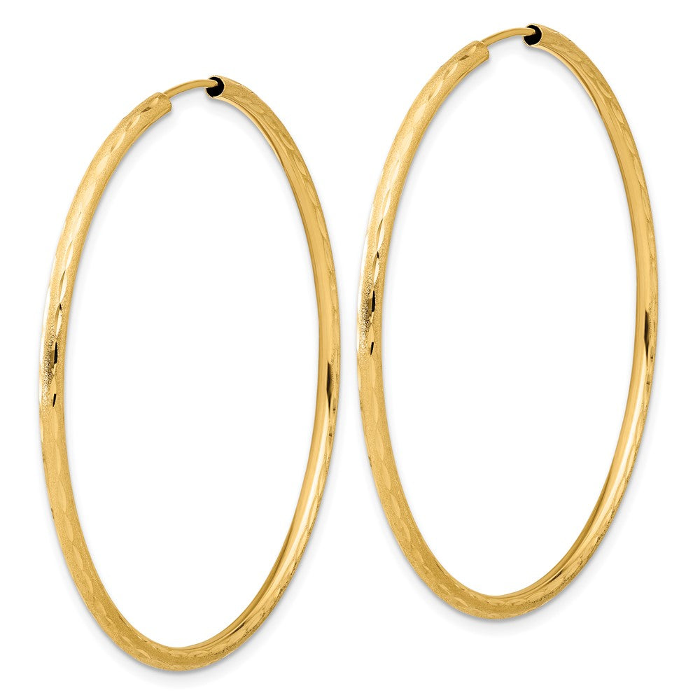 14K Gelbgold 2.00x50mm Poliert und Satiniert Diamantiert Endlos Röhre Creolen