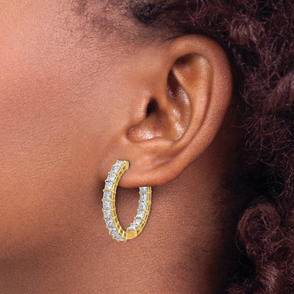 14K Gelbgold Creolen Innen/Außen mit zertifizierten, im Labor gezüchteten Diamanten im Prinzessschliff, VS DEF