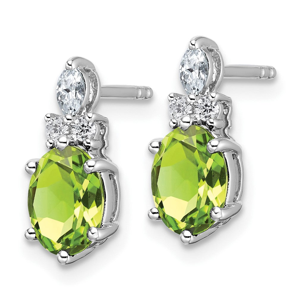 14K Weißgold Ohrstecker mit Diamanten und ovalem Peridot (August) 7 x 5 mm