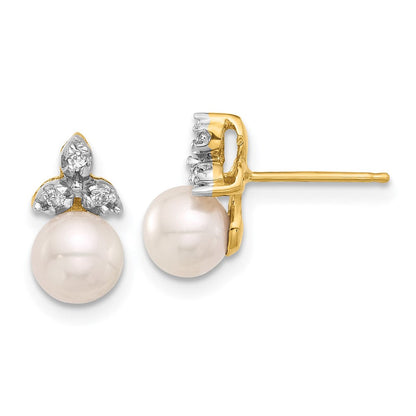 14K Gelbgold 5-6mm Rund Süßwasser Zuchtperle Und.06 Karat Diamant Ohrstecker