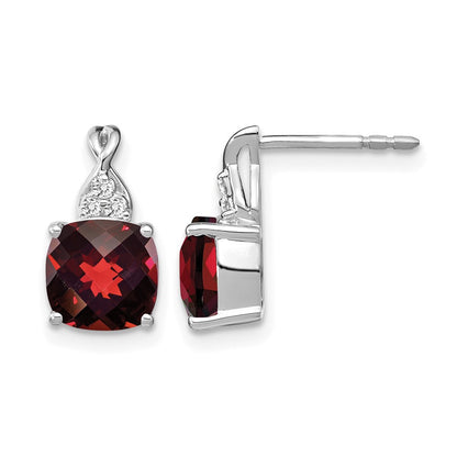 14K Weißgold Ohrstecker mit 7 mm Kissenschliff im Schachbrettmuster, Januar-Granat und Diamanten
