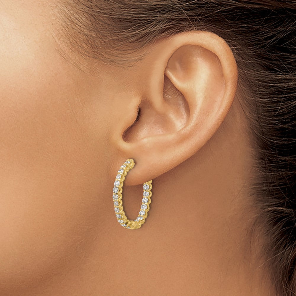 14K Gelbgold 2 Karat Diamant In/out Oval Creole mit Sicherheits Verschluss Ohrringe