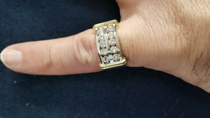 Herren-Ring mit 1 ct. Gesamtgewicht Diamanten, doppelreihig, aus 10K Weißgold