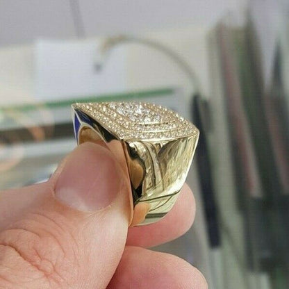 Herren-Ring mit 3 ct. Diamant in doppelter Kissenschliff-Rahmenfassung aus 10K Weißgold