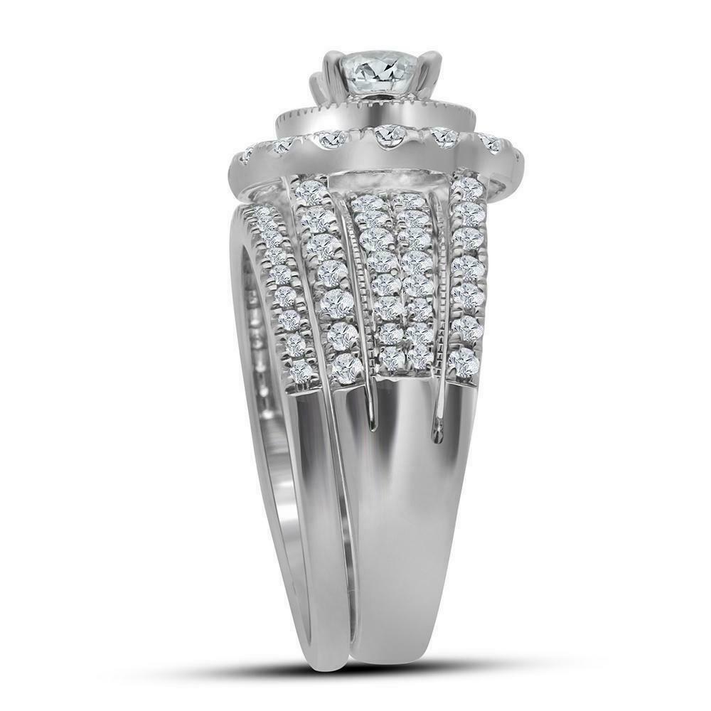 Zertifiziertes Braut-Set mit 2,0 Karat Diamant im Kissenschliff und Halo aus Weißgold