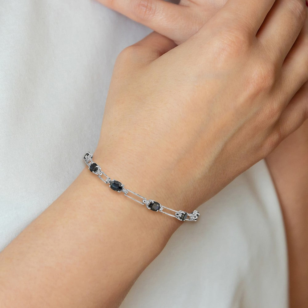 14 Karat Gelbgold Armband mit natürlichen Saphiren und Diamanten
