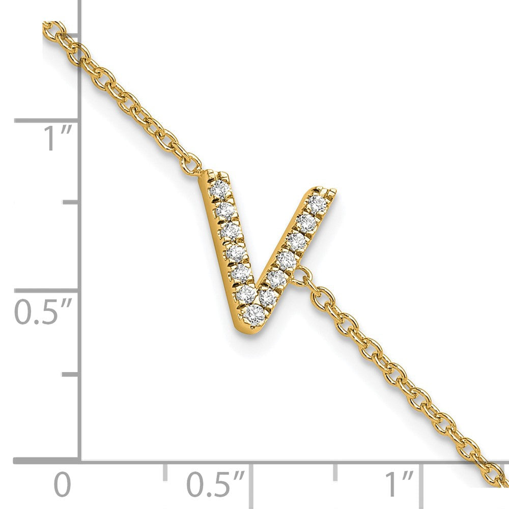 Armband aus 14K Gelbgold mit natürlichem Diamant-Buchstaben „V“ seitlich und 1 Zoll Verlängerung