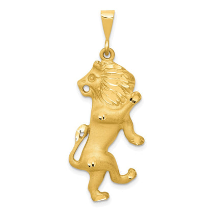 14 Karat Gelbgold Diamantgeschliffener Sternzeichen-Charm „Löwe" mit Satinfinish