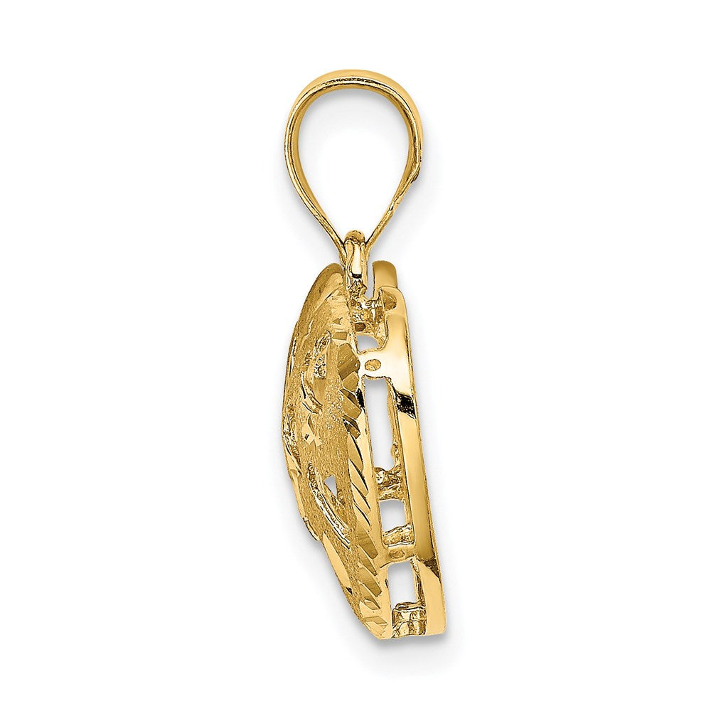14K Gelbgold Charm mit ausgeschnittenen Herzen auf Herz
