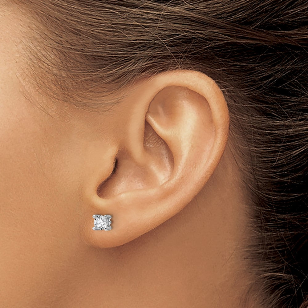 14K Weißgold Laborgezüchtete Diamant-Ohrstecker, 0,67 ct. Gesamtgewicht, VS/SI+ G+, rund, 4-Krappen-Fassung, hohes Gewicht