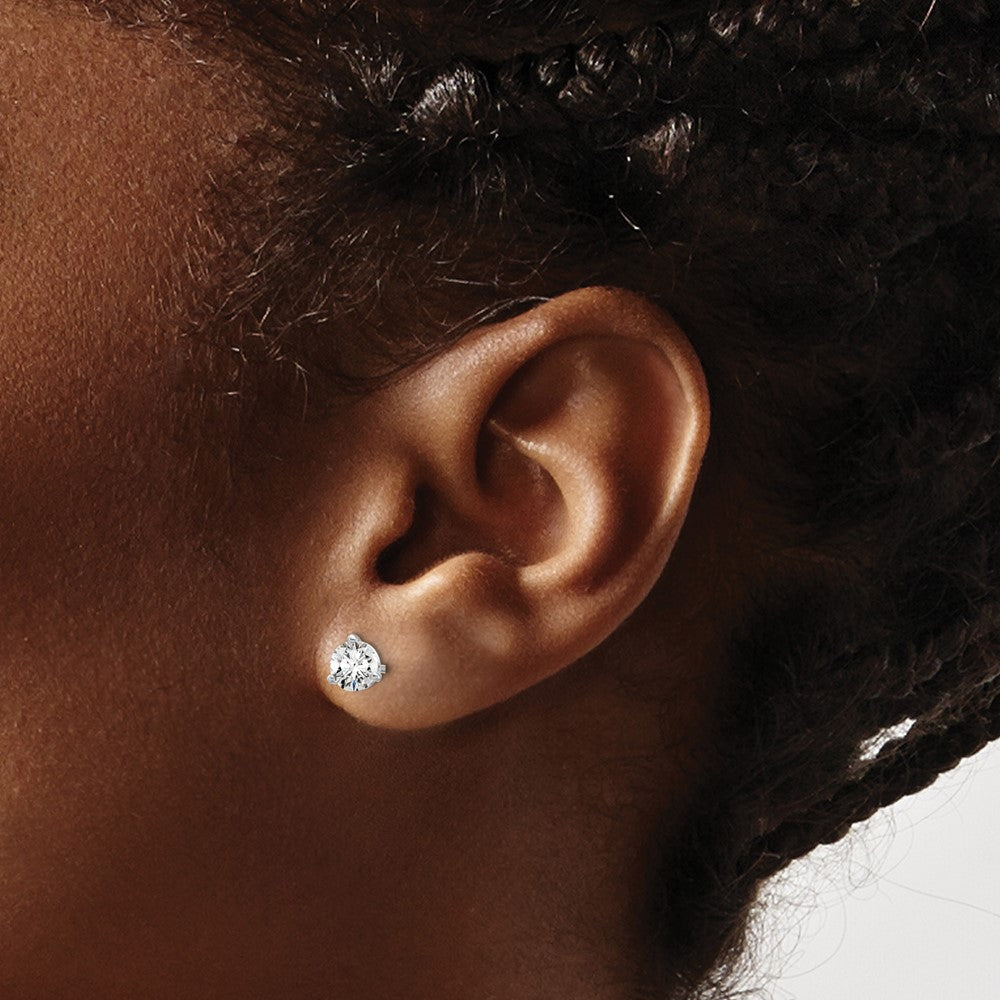 14K Weißgold Ohrstecker mit 0,67 ct. zertifizierten, im Labor gezüchteten Diamanten, VS/SI+ G+, rund, 3-Krappen-Fassung, schweres Gewicht