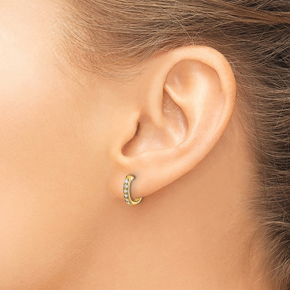 14K Gelbgold Creolen mit echten Diamanten und Scharnier
