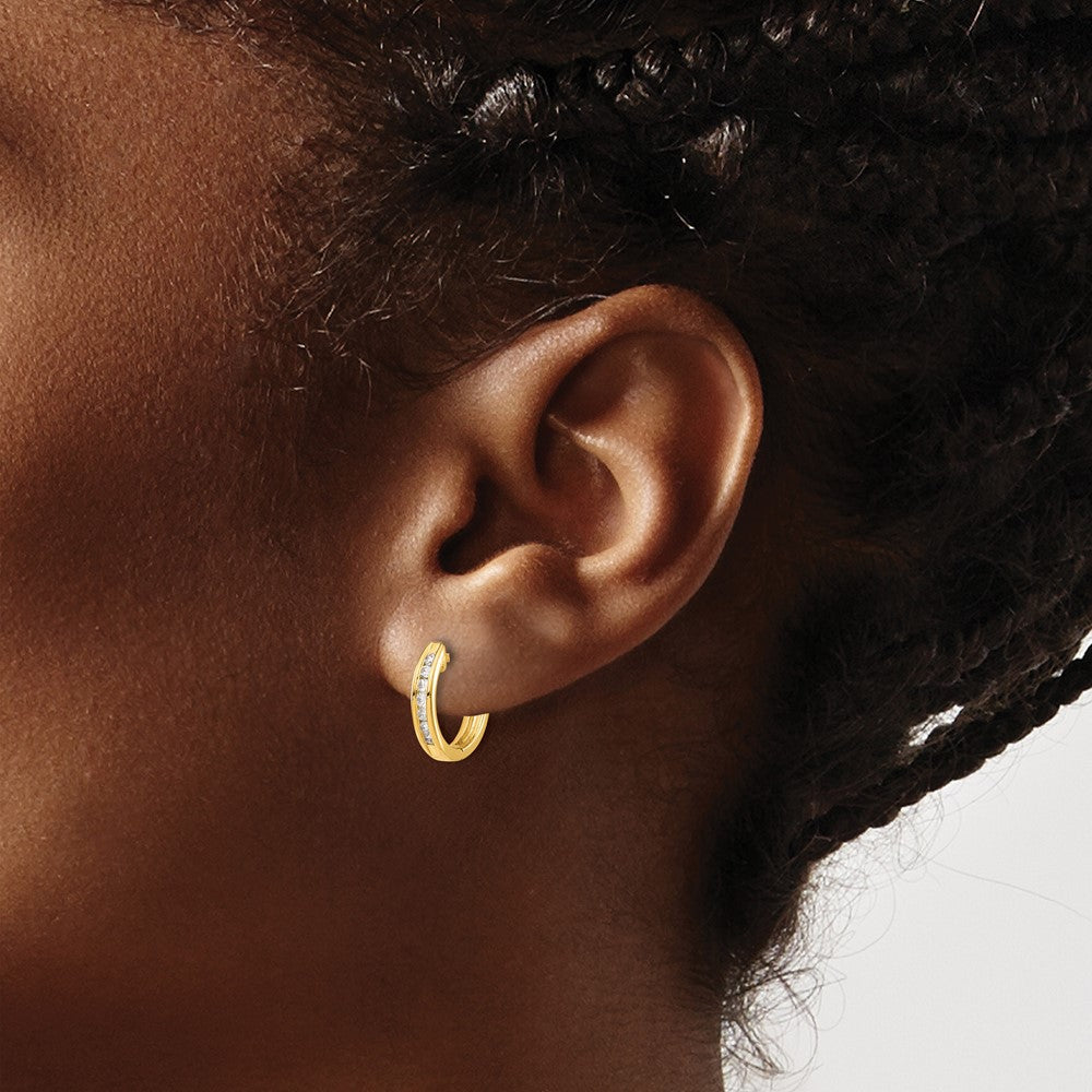 14K Gelbgold Creolen mit Klappscharnier und echten Diamanten