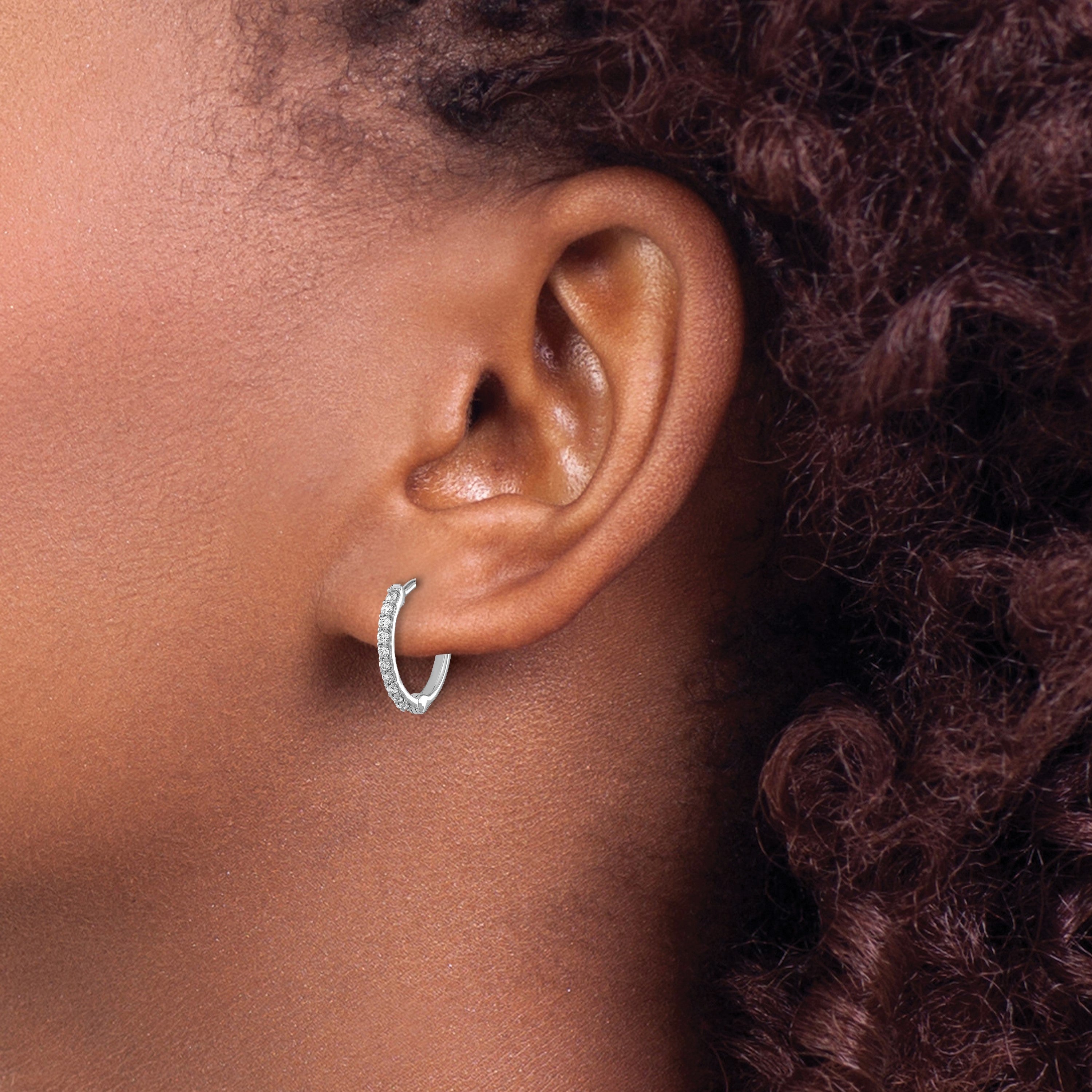 14K Weißgold Creolen mit echten Diamanten