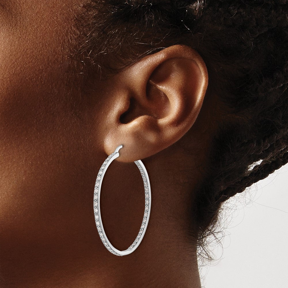 14K Weißgold Creolen mit 0,875 ct. laborgezüchteten Diamanten VS/SI+ G+, In-and-Out-Design
