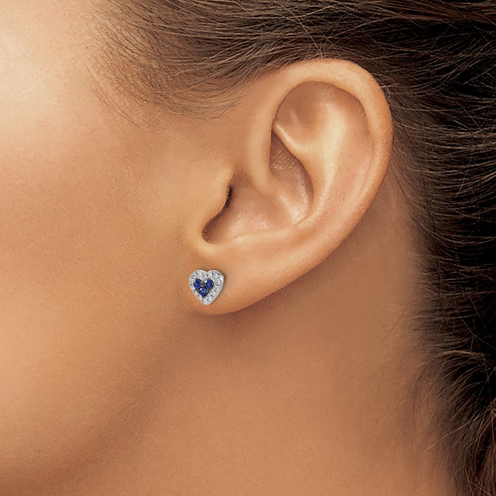 14K Weißgold Ohrstecker mit echten Diamanten und Saphiren, Herz