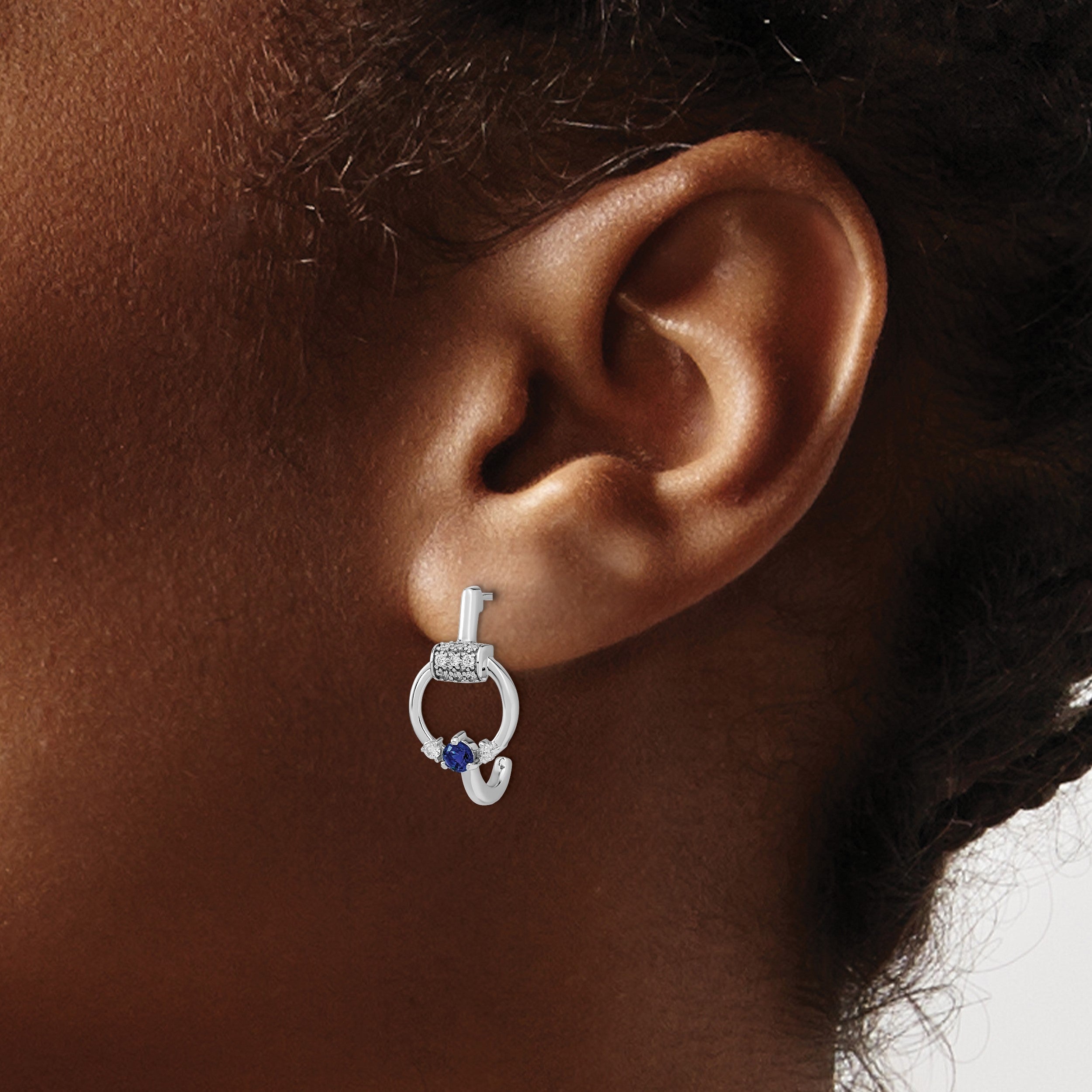 14K Weißgold Creolen mit echten Diamanten und blauem Saphir, poliert, Kreis-Design