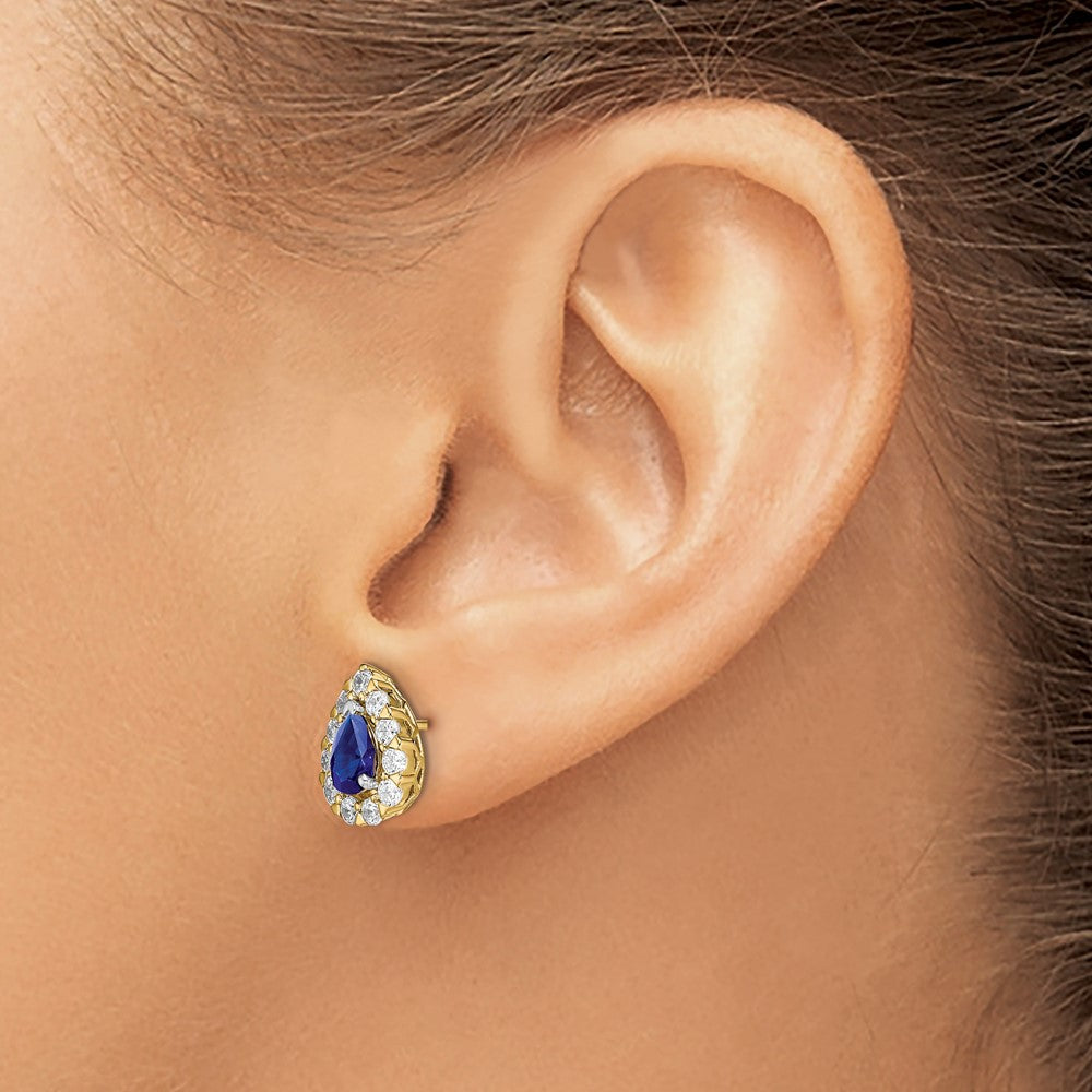 14K Gelbgold Ohrringe mit Diamant-Halo und Saphir im Birnenschliff auf Stecker