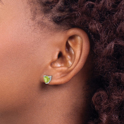 14K Weißgold Peridot-Herz-Ohrringe