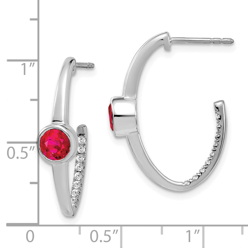 14K Weißgold Ohrringe mit Créé Rubin und echten Diamanten, J-Creolen