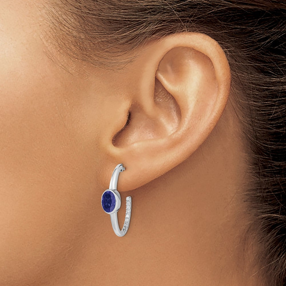 14K Weißgold J-Creolen-Ohrringe mit ovalem synthetischem Saphir und echtem Diamant