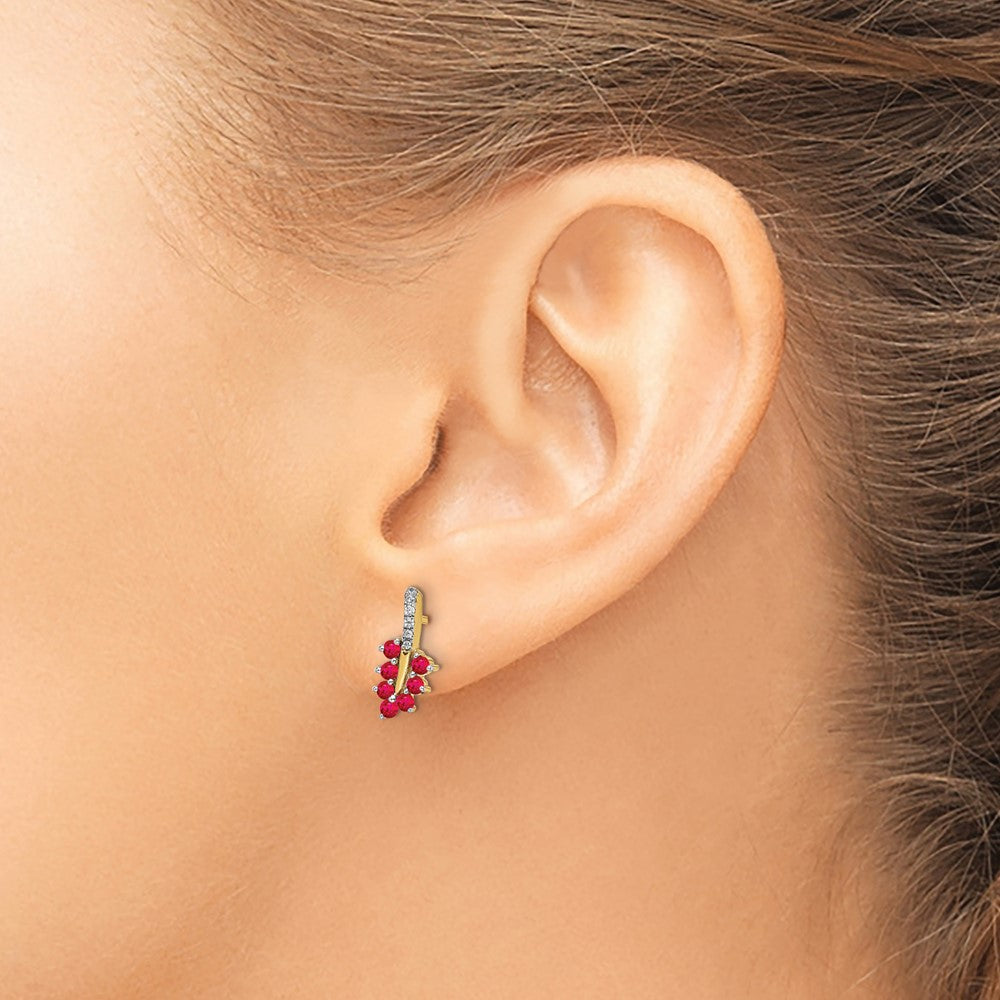 14K Gelbgold Ohrringe mit Rubin und echten Diamanten in Blattdesign