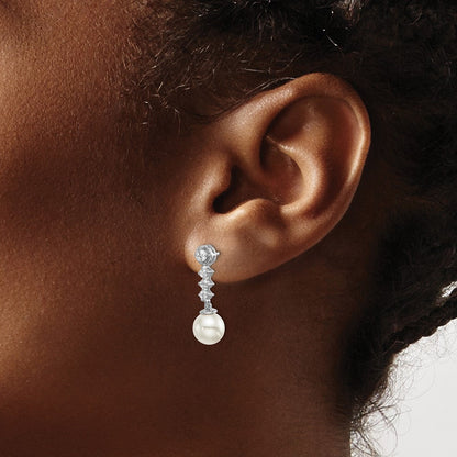 14K Weißgold Ohrstecker mit Süßwasser-Zuchtperlen und echten Diamanten
