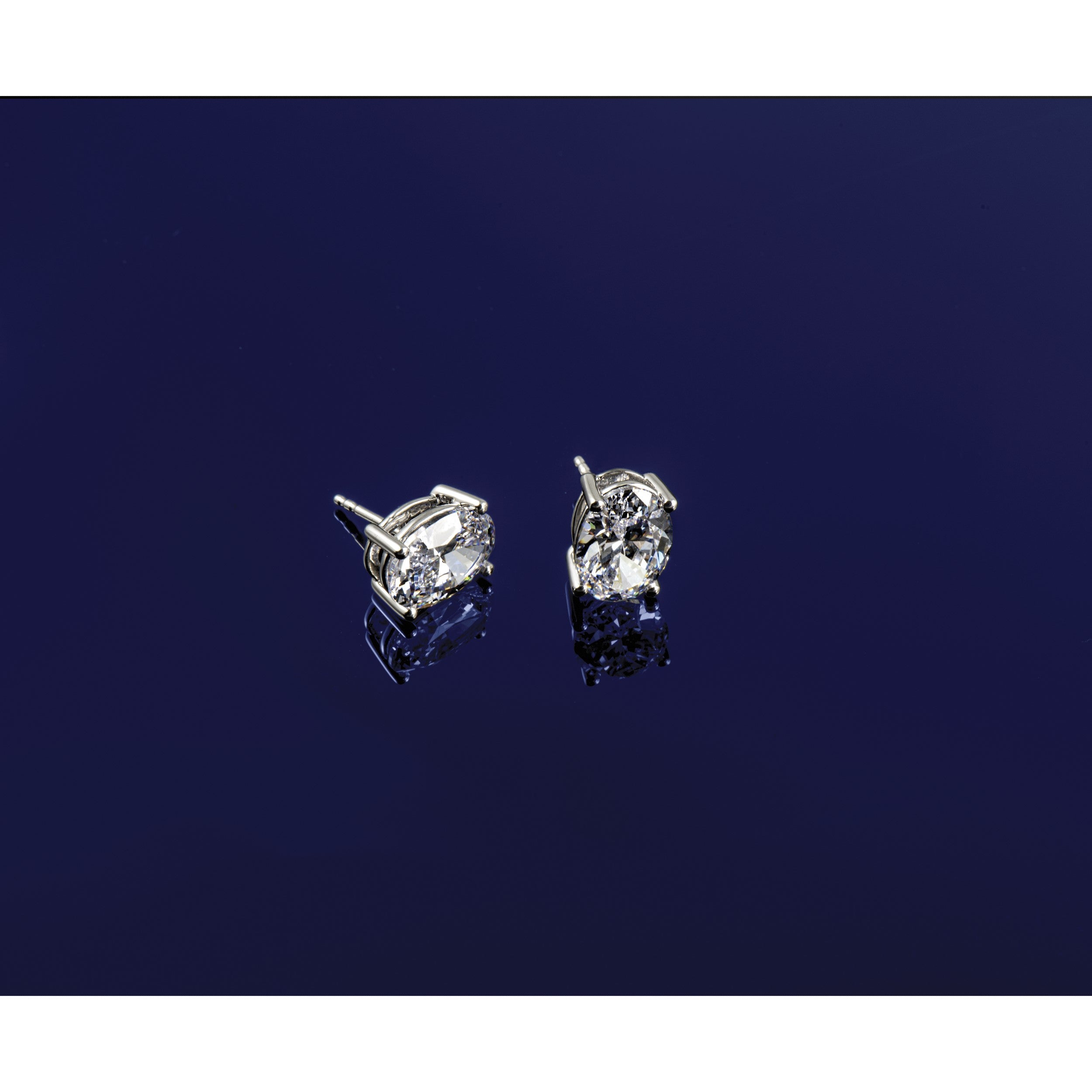 14K Weißgold Ohrstecker mit zertifizierten laborgezüchteten Diamanten, 5 ct., VS/SI+ G+, Oval, 4-Krappen-Fassung, schwere Ausführung