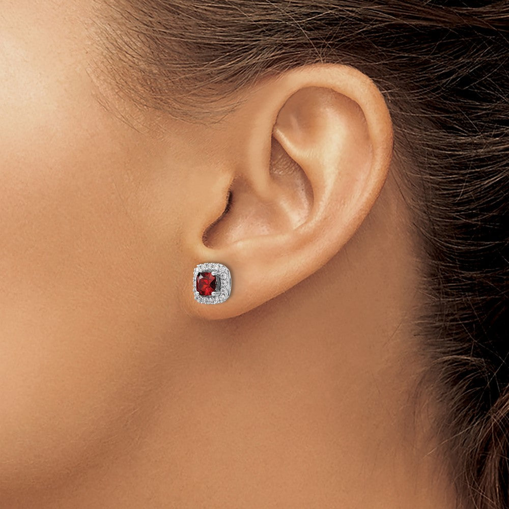 14K Weißgold Ohrstecker mit Laborgezüchtetem Diamant-Halo, 0,375 ct., VS/SI+ G+, und Granat-Geburtsstein für Januar