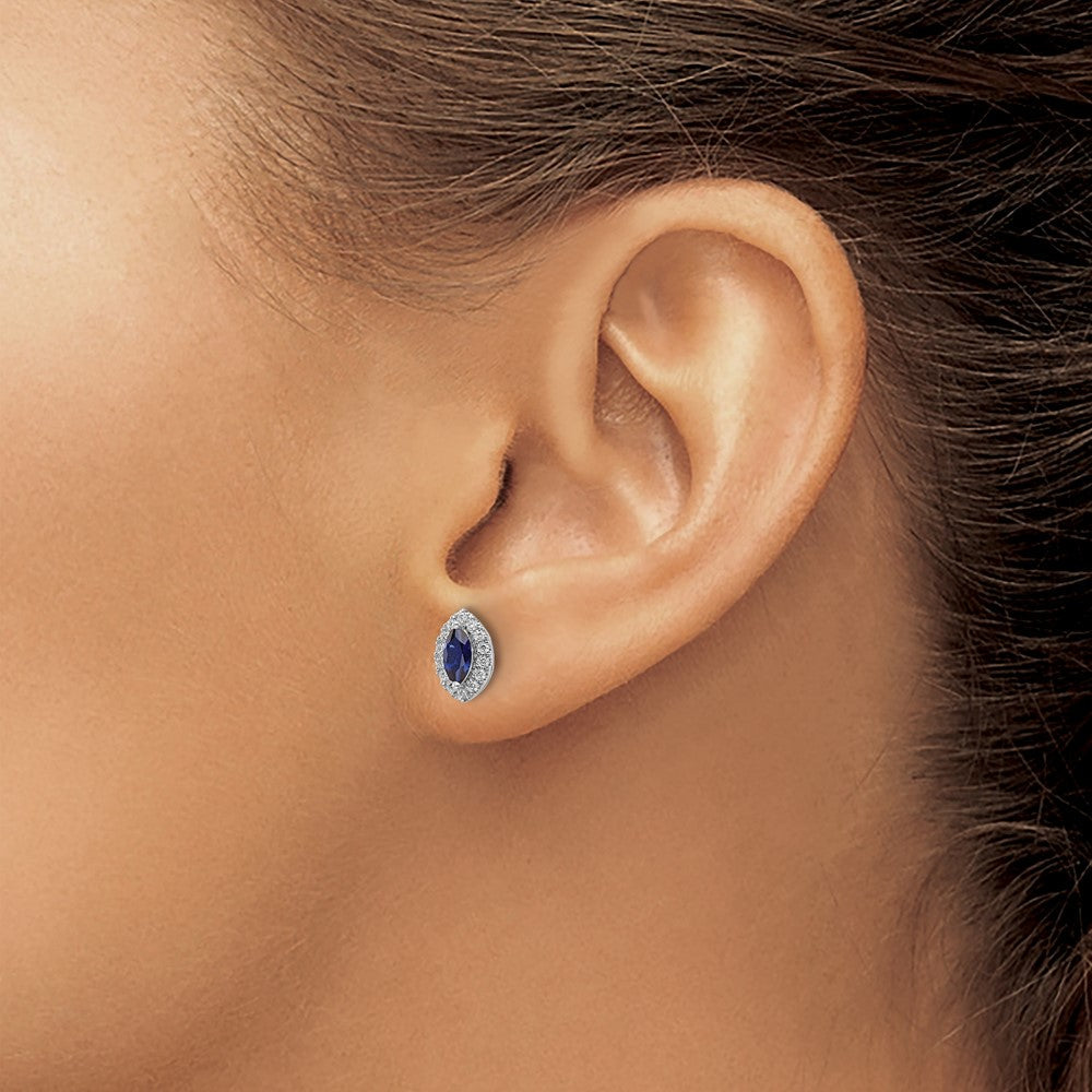 14K Weißgold Ohrstecker mit 0,2 ct. im Labor gezüchteten Diamanten VS/SI+ G+ und im Labor gezüchteten blauen Saphiren, Geburtsstein September