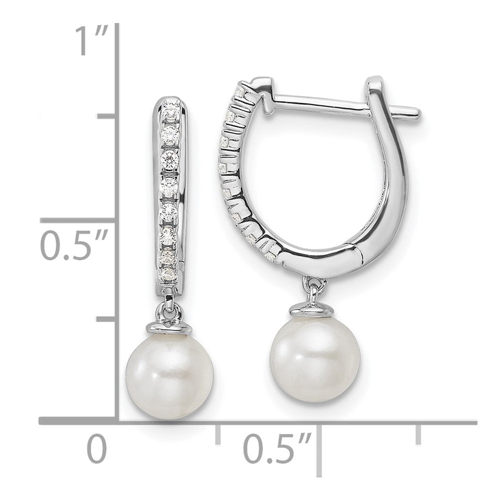 14K Weißgold Creolen mit Scharnier, 0,10 ct. im Labor gezüchteten Diamanten VS/SI+ G+ und 5,50 mm runden Süßwasser-Zuchtperlen