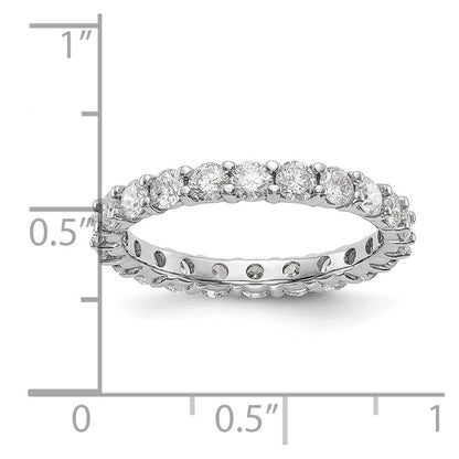 14K Weißgold Memoire-Ring mit 2 ct. im Labor gezüchteten Diamanten, VS/SI+ G+, in Shared-Prong-Fassung