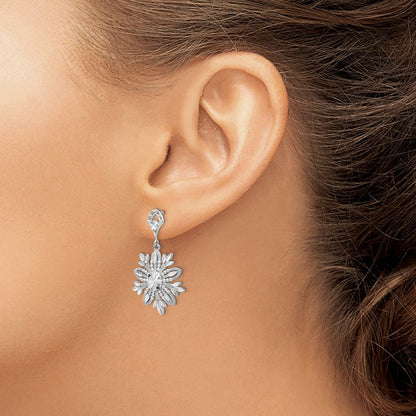 14K Weißgold Schneeflocken-Ohrhänger, ausgefallenes Design
