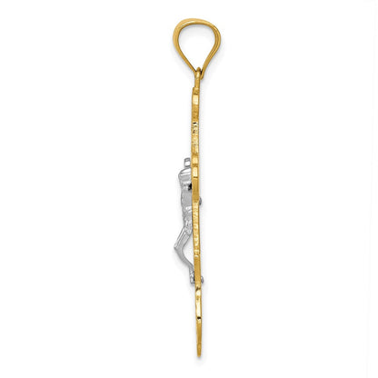 14K Gelb- und Rhodium-Gold Zweifarbiges Gold Kruzifix-Anhänger mit Wirbel-Design und Knospenenden