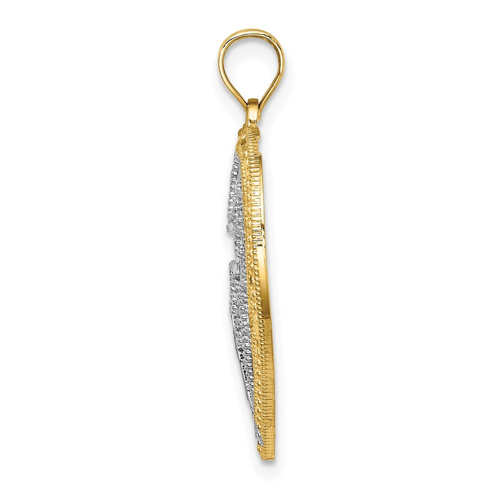 14K Gelb- und Rhodiumgold mit Rhodium, durchbrochenem und perliertem Filigran-Herz-Charm mit Kreuz
