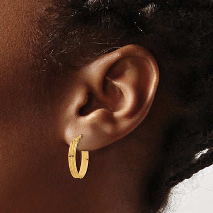 14K Gelbgold Poliert und Gerillt Oval Creolen