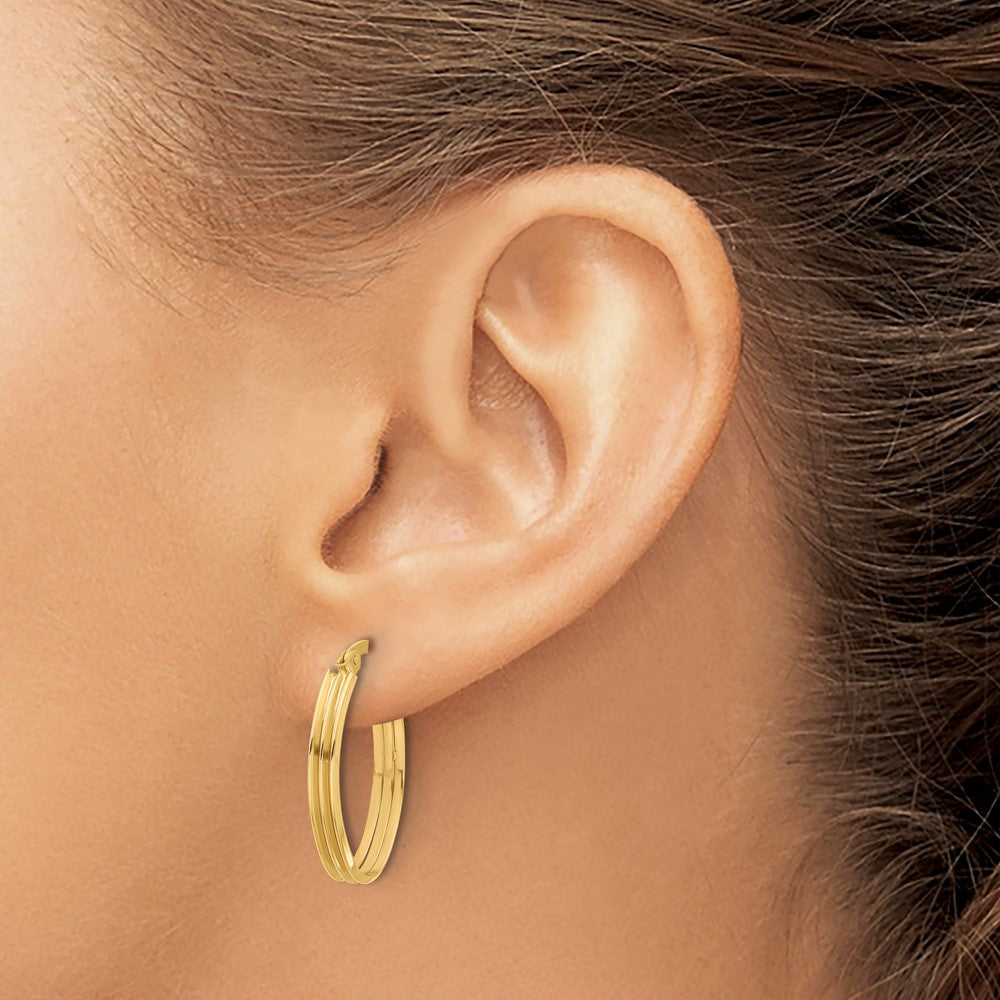 14K Gelbgold Poliert und Gerillt Oval Creolen