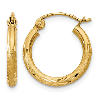 14K Gelbgold Satiniert und Diamantiert 2mm Rund Röhre Creolen