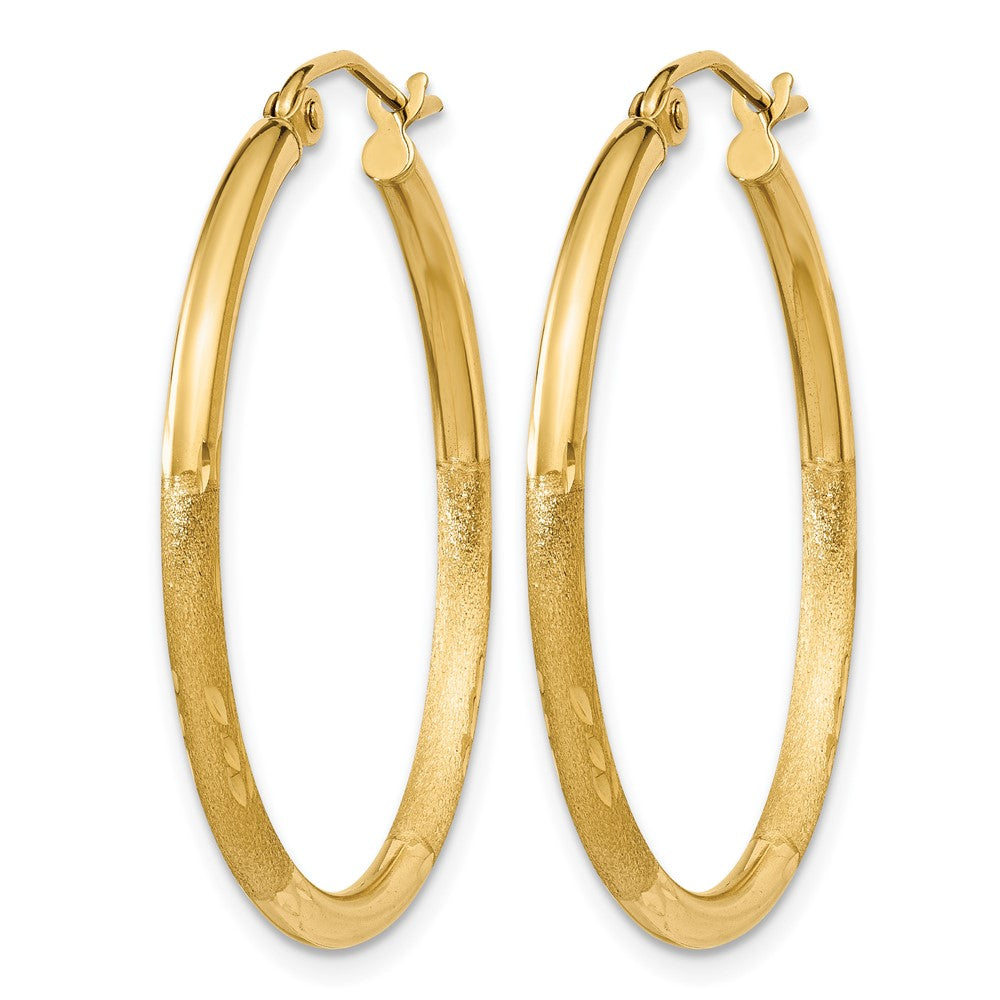 14K Gelbgold Satiniert und Diamantiert 2mm Rund Röhre Creolen