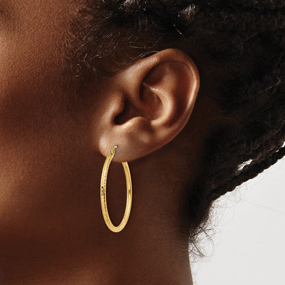 14K Gelbgold Diamantiert 2mm Rund Röhre Creolen