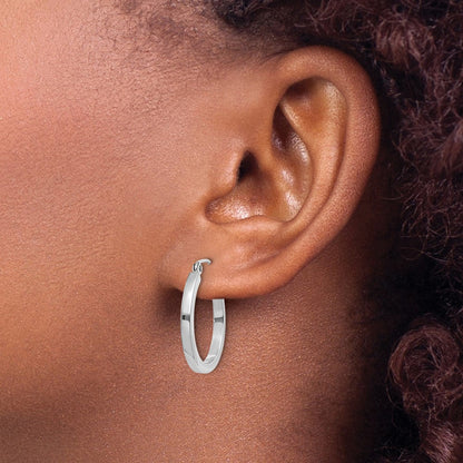 14K Weißgold 2mm Quadratisch Röhre Creolen