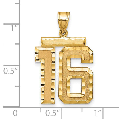 14K Gelbgold großer gebürsteter Charm mit Diamantschliff „Zahl 16“