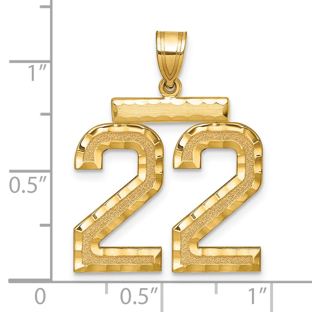 14K Gelbgold Großer Gebürsteter Diamantierter Charm mit Zahl 22